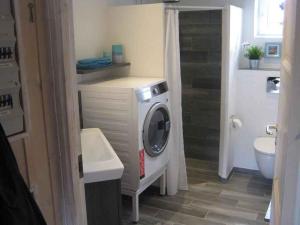 Super Nice Holiday Home With Whirlpool