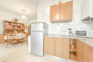 SV - Moroni - Happy Rentals