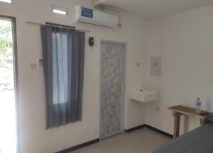 Astiti Ayu Kost Bagirati 2