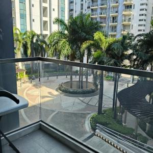 LDN Secret Crib -Two palm tree across NAIA Terminal 3