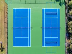 Pelicans Roost 305 condo