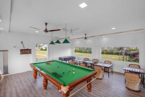 Alaya Stays, Krishna Serenity Pet-Friendly Suite with Pool, Lawn & Gazebo