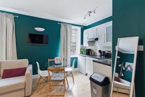 Bright London Apartment with Easy Tube Links