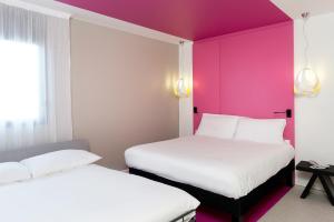 Hotels ibis Styles Nimes Gare Centre : photos des chambres