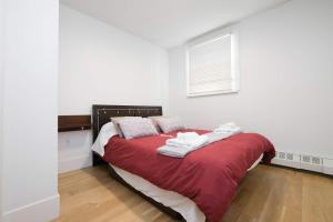 Bright & Spacious 2Bd Apartment in Prime Area