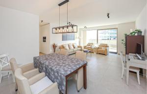 Cozy Apartment In Oostende With Harbor View