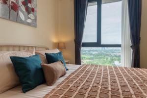 Calma 2BR IV at Skyhouse Apartment