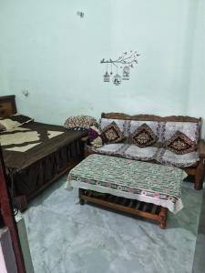 Iqbql Foji House