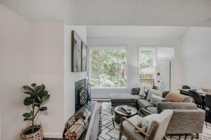 Snowater Condo #42 - Wifi - Pets Ok