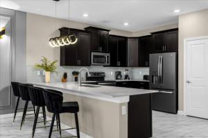 9 Bedrooms 5 Bathrooms Champions Gate 711 Ss