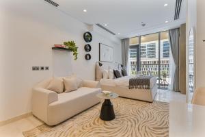 Bright & Cozy Studio at the Sterling East Business Bay