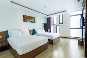 Golden Sun Hotel & Apartment by New Sky