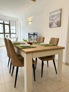 BnB Homes vibrant Ocean View terraced apartment with swimming pool 200 m to the beach