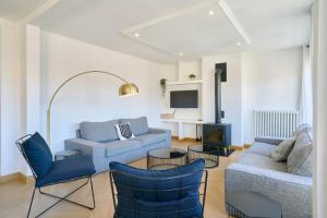 Large 130 m² 4-bedroom apartment