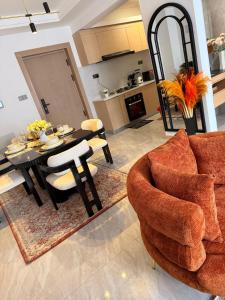 Leshwa House Apartments