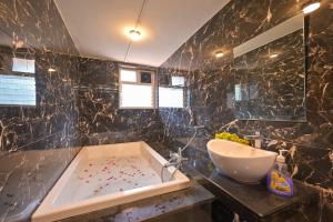 5BHK - Silver Spring Villa By Tropicana Stays