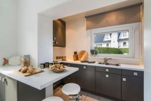 Villa Gamoni - spacious holiday home with garden