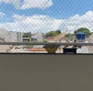 Apartamento amplo com três quartos ao lado da Avenida da Moda