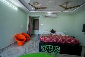 Ramadri Ocean view 8BR House in vizag by homeyhuts