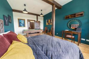 Castle Charm Apartments by Wagnerstays