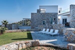 Aloni Villa with pool Kefalas