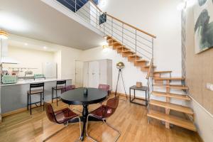 Green-Apartments Santa Clara loft apartment