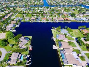 CoralVilla Cape Belle Vue - cozy spacius home, pool, kayaks, billiards, gulf access