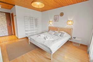 Charmant studio avec balcon à 5 min du lac