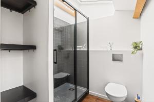 Modern triplex with terrace - Castellane