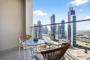 Ultra Modern 1BR Forte Tower Near the BURJ and Mall