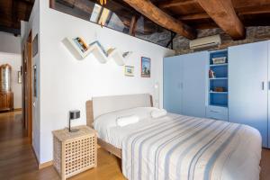 Casa Gisanima Wide Bright Apartment with Garden and Balcony, Riomaggiore