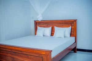 Tourist Holiday Inn