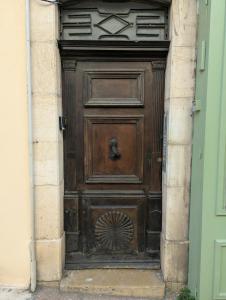 La Perle dAntibes beach and port 300 m away