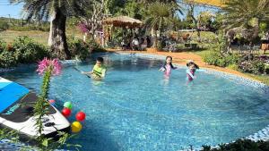 Upes Garden Homestay Bien Ho