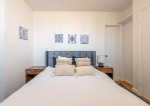 Amazing Furnished 1 BR Midtown West