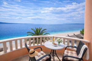 Villa Sunce Beachfront