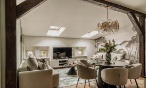 Florian Gate Apartments