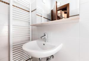 Apartment Brela Seaview with Swimming Pool