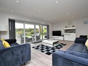 4 Bed in Oswestry oc-74110