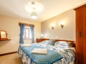 2 Bed in Dyffryn Ardudwy oc-89394