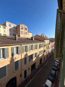 Appartement 3 pièces au Suquet vue château & plage à 3 minutes