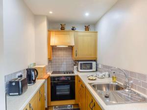 1 Bed in Dyffryn Ardudwy oc-89777