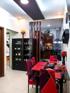 SNOW Apartment - Near Clark International Airport and Dinosaurs Island