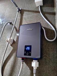 SNOW Apartment - Near Clark International Airport and Dinosaurs Island