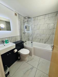 Horse and Groom Apartment Central Cardiff 2 Bedroom Sleeps 6