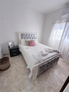 Hermosa villa en cabrera
