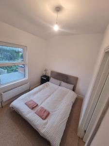 Delightful 2 bedroom 1 bathroom terraced house