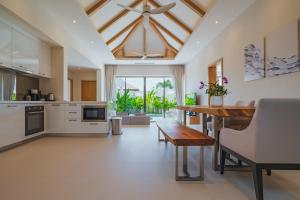 Modern 3BR Pool Villa at Trichada Azure in Bangtao