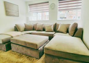 Spacious & Luxury 2BR Flat in Calverton
