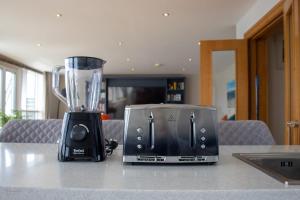 Beach Penthouse Suite 3K sq ft, Best View in West